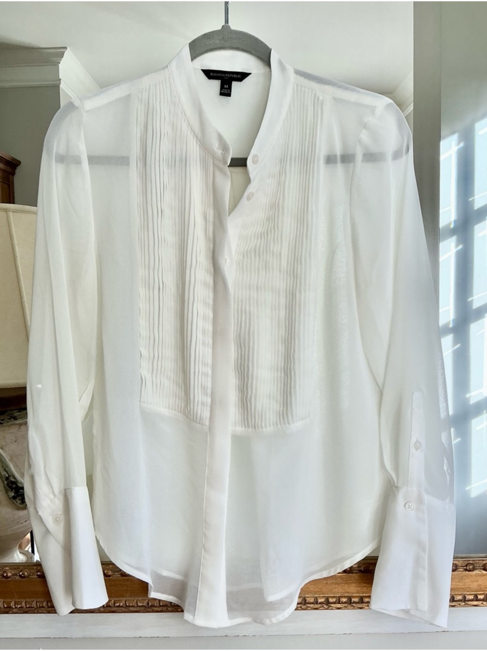 Banana Republic light Ivory semi sheer Pintuck Front Blouse.